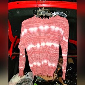 Girls fits like a ladies' small Daytrip distressed sweater